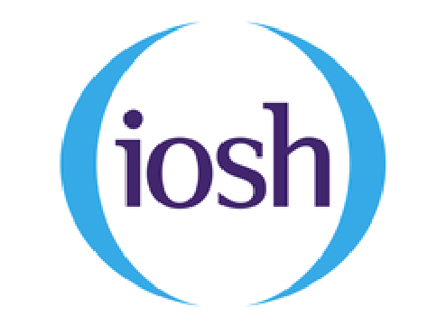 portrait-of-personal-trainer-at-the-gym